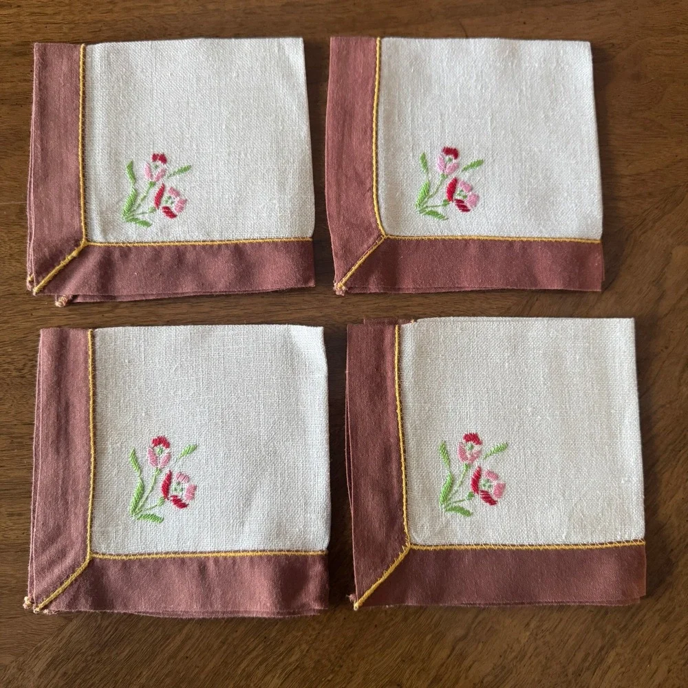 Vintage Embroidered Linen Napkin Set with Rose Floral Design Square Bistro Table